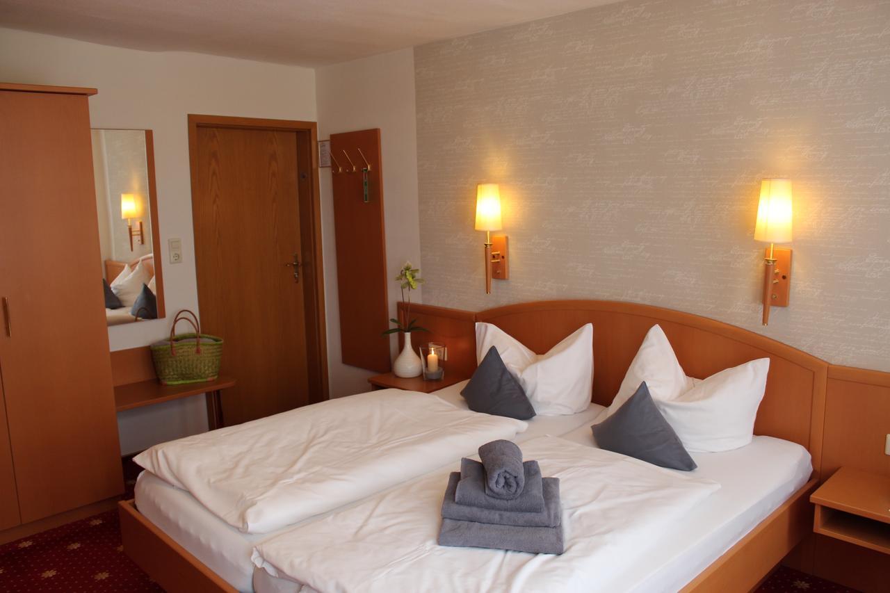Ferien- Und Wellnesshotel Waldfrieden ฮิตซาคเคอร์ ภายนอก รูปภาพ