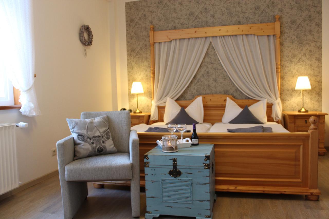 Ferien- Und Wellnesshotel Waldfrieden ฮิตซาคเคอร์ ภายนอก รูปภาพ